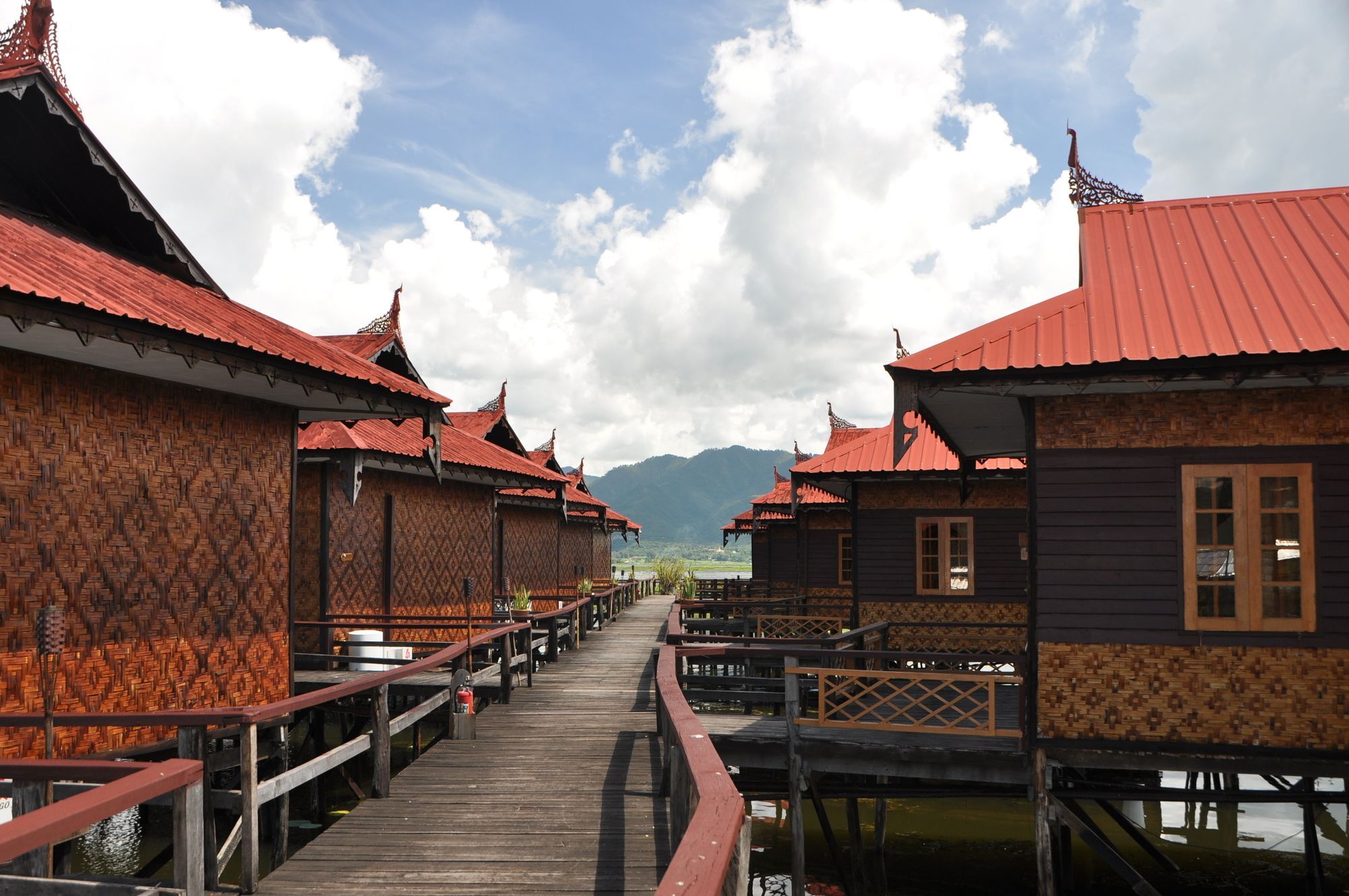 Ann Heritage Lodge Inle Lake Exterior photo